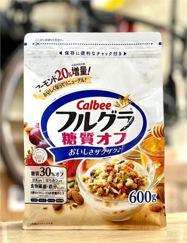 Ngũ cốc trái cây Calbee ít đường 600g của Nhật Bản