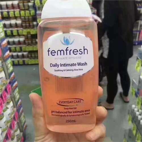Dung dịch vệ sinh phụ nữ Femfresh Daily Intimate Wash 250ml của Úc