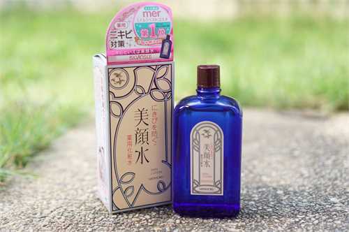 Nước hoa hồng trị mụn Meishoku Bigansui Medicated Skin Lotion 90ml của Nhật Bản