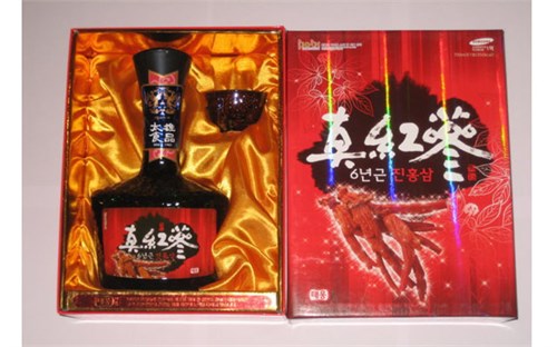 Nước cốt hồng sâm Hàn Quốc 6 năm tuổi, hộp 1 chai 700 ml  