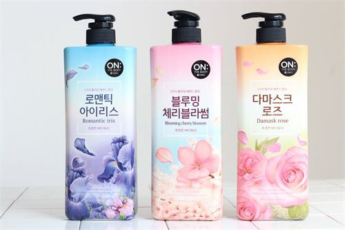 Sữa tắm nước hoa On The Body 900g của Hàn Quốc